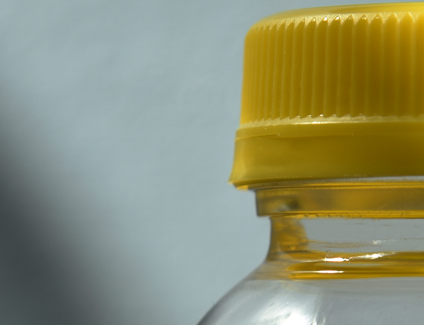 16 oz Clear PET Round Juice Bottles 38mm DBJ MIA